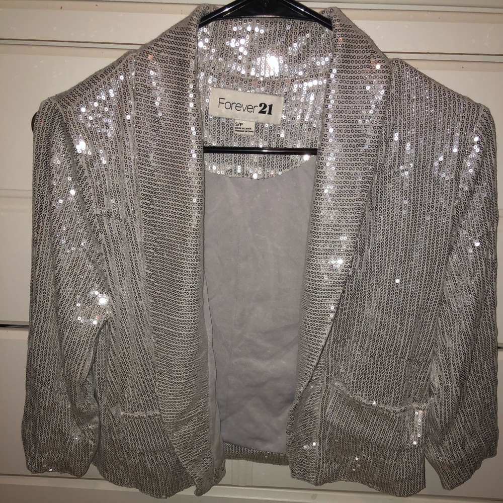Halloween 🎃 silver sequin shrug